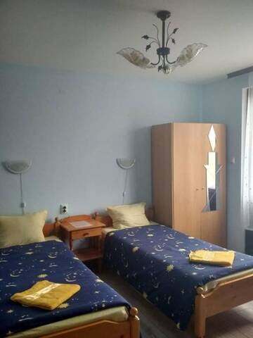Фото номера Четырехместный номер Гостевой дом Veselata Guest House г. Долна-Баня 2