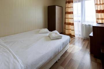 Фото номера Двухместный номер с 1 кроватью и видом на горы Отель Hotel Nikol г. Долна-Баня 6