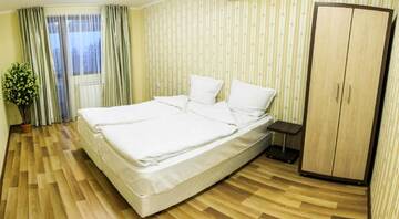 Фото номера Двухместный номер «Комфорт» с 1 кроватью и ванной Отель Hotel Nikol г. Долна-Баня 4