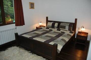 Фотографии Виллы Guest House Ela г. Долна-Баня (Болгария) №2 Фото Виллы Guest House Ela г. Долна-Баня 2